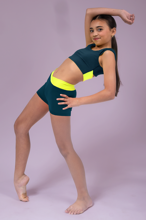 Bella Short